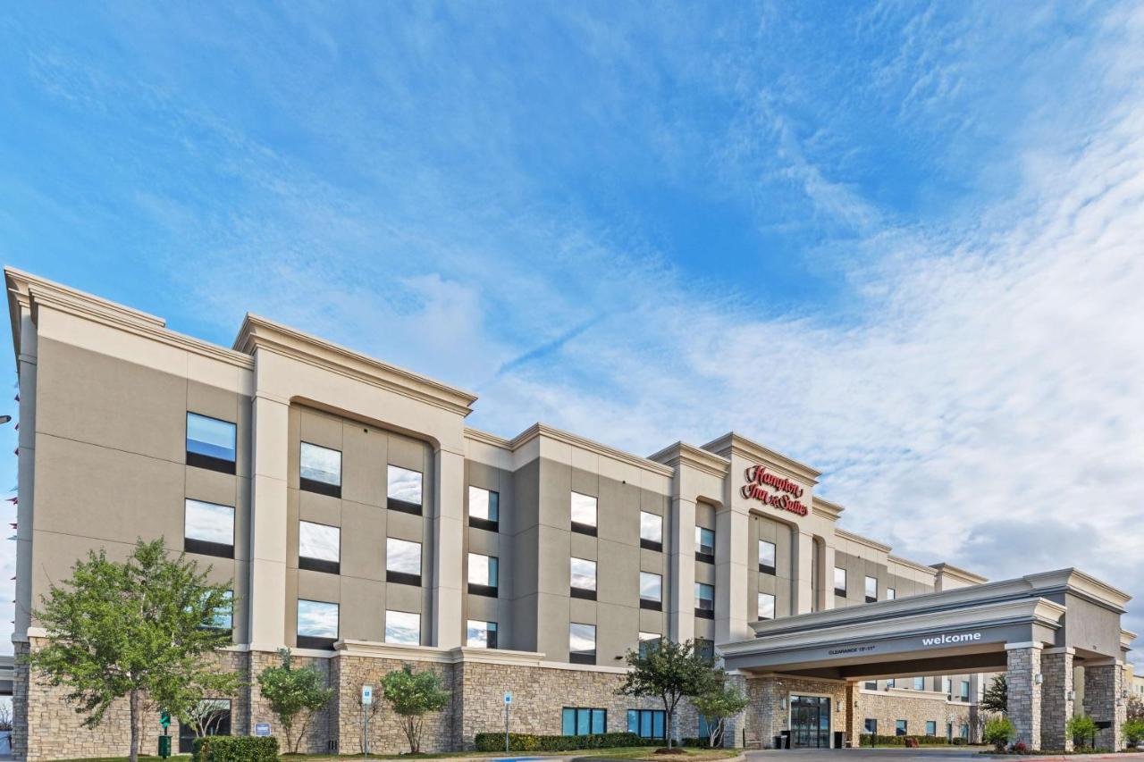 Hampton Inn & Suites Dallas I-30 Cockrell Hill, Tx Extérieur photo