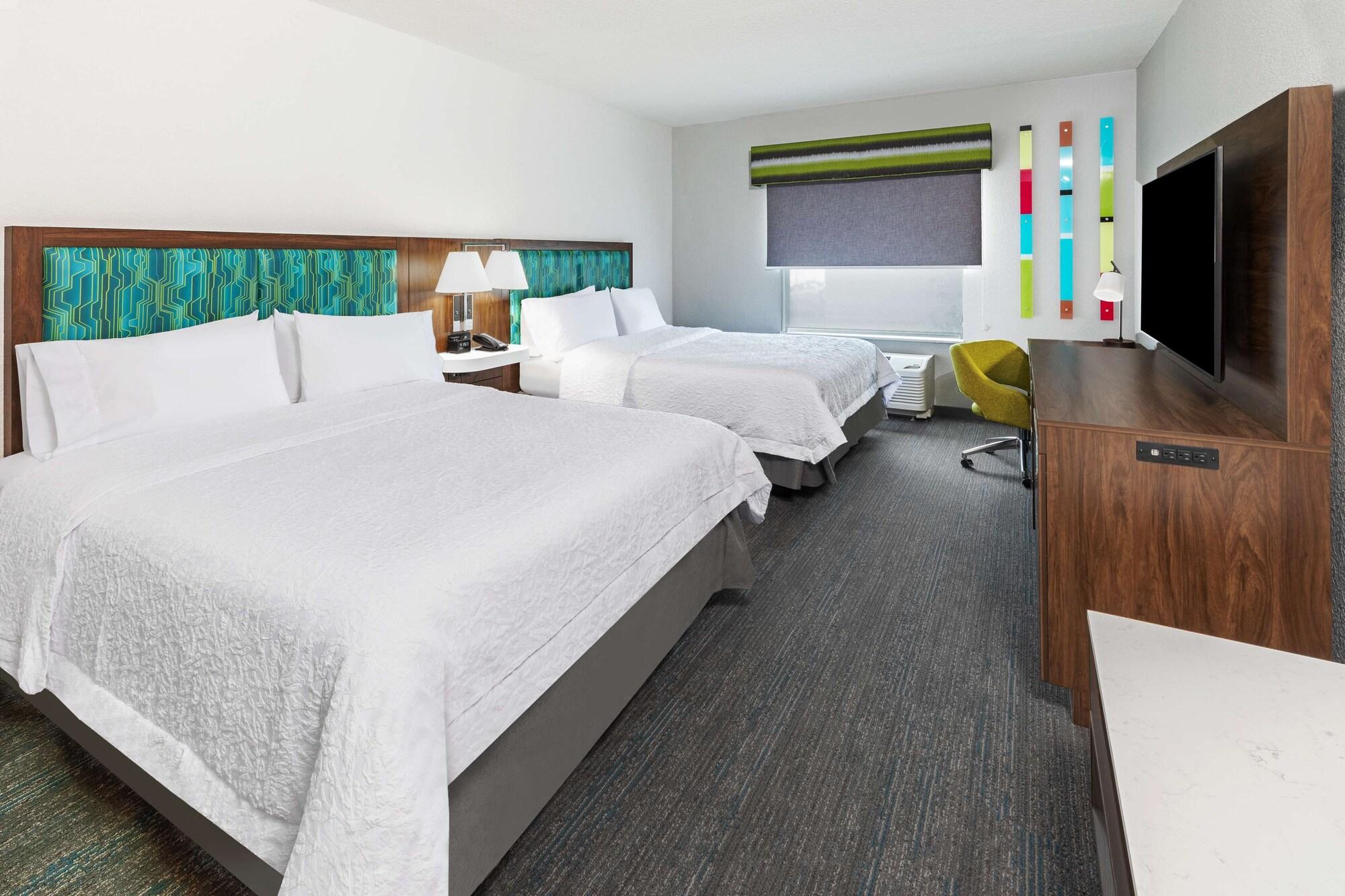 Hampton Inn & Suites Dallas I-30 Cockrell Hill, Tx Extérieur photo